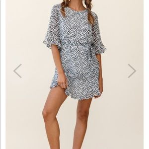 NWT-SelfieLeslie Wife Me Crew Neck Ruffle Insert Dress Polka Dot Black. Size M